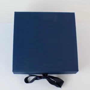 Collapsible Gift Box (10x10x4) - Image 3